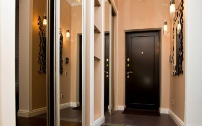 How to choose the front door to the apartment