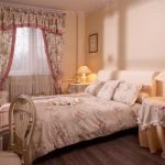 Provence gardiner i soveværelset