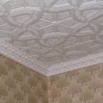 Wallpaper with patterns on the walls