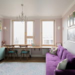 Lilac καναπέ στο σαλόνι